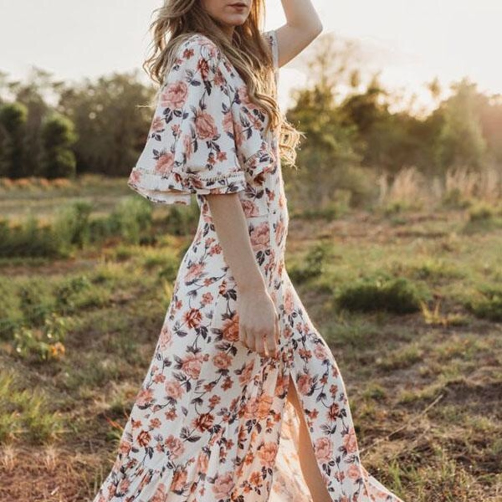 Floral maxi dress NWOT small
